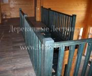 Деревянная лестница из дуба, с подступенками и шкафом под лестницей тонировка синий цвет Истра Алексино Московская область