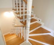 Облицовка лестницы деревом в Коттеджный поселок Кембридж Новая Рига