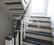 Деревянная лестница (лиственница) КП Каринское