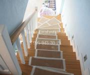 Деревянные лестницы из Лиственницы - «Западная Долина» Архитектурный пригород на Киевское шоссе